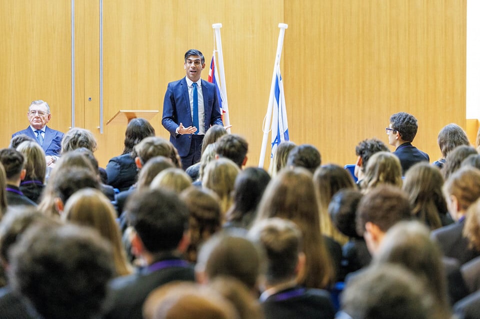 Prime Minister Rishi Sunak speaks to pupils at a Jewish school in Barnet